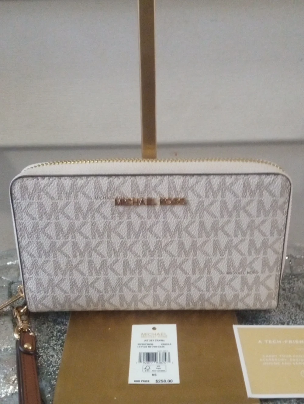 Michael Kors Monogram Jet Set Wallet NWT